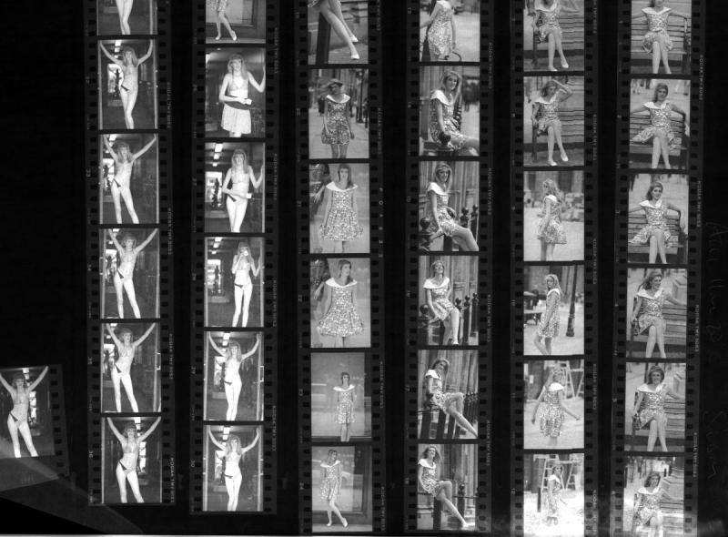 susan-1988-contact-sheet-01